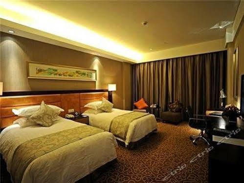 Landison Hotel Nantong Juegangzhen Bagian luar foto
